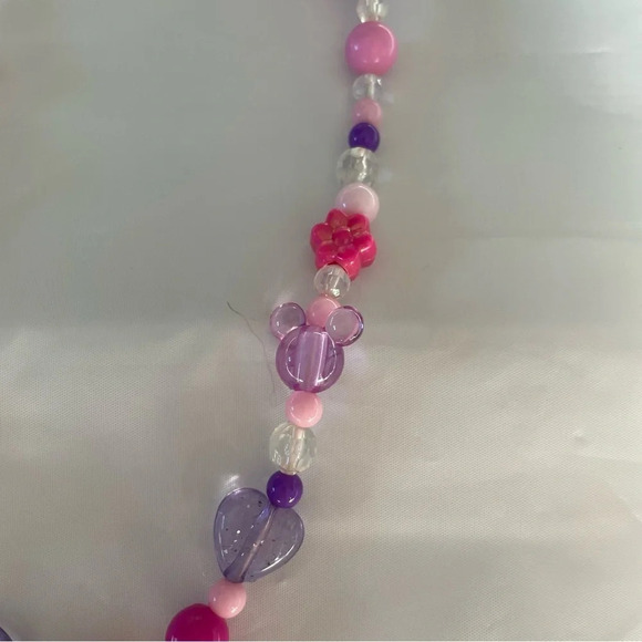 ๐ Disney Minnie  Mouse Beaded Necklace - Adorable Disney Park Souvenir! ๐ญ - Picture 4 of 6